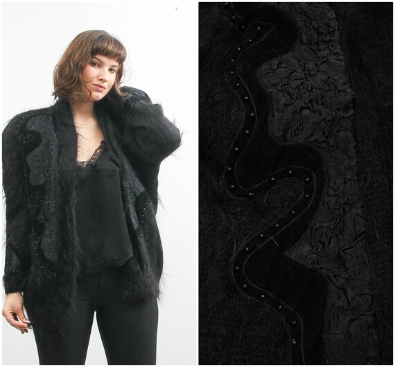 Vintage Black Large Cardigan / Embroidered Fluffy