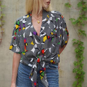 Vintage Colourful Blouse / Abstract Dotted Blouse / Short Sleeve Shirt / Polka Dot Blouse / Wrap Blouse / 90s Woman Blouse