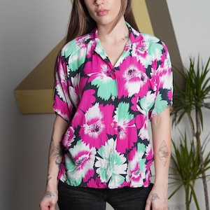 Vintage 80s Floral Button-Up Blouse /Viscose Pink White Abstract Flower Shirt /90s French Short Sleeve Top /One Size Loose Fit summer Top