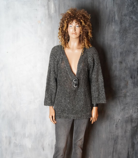 LA FEE MARABOUTEE Pull femme gris Pull col V profond Pull à - Main Image