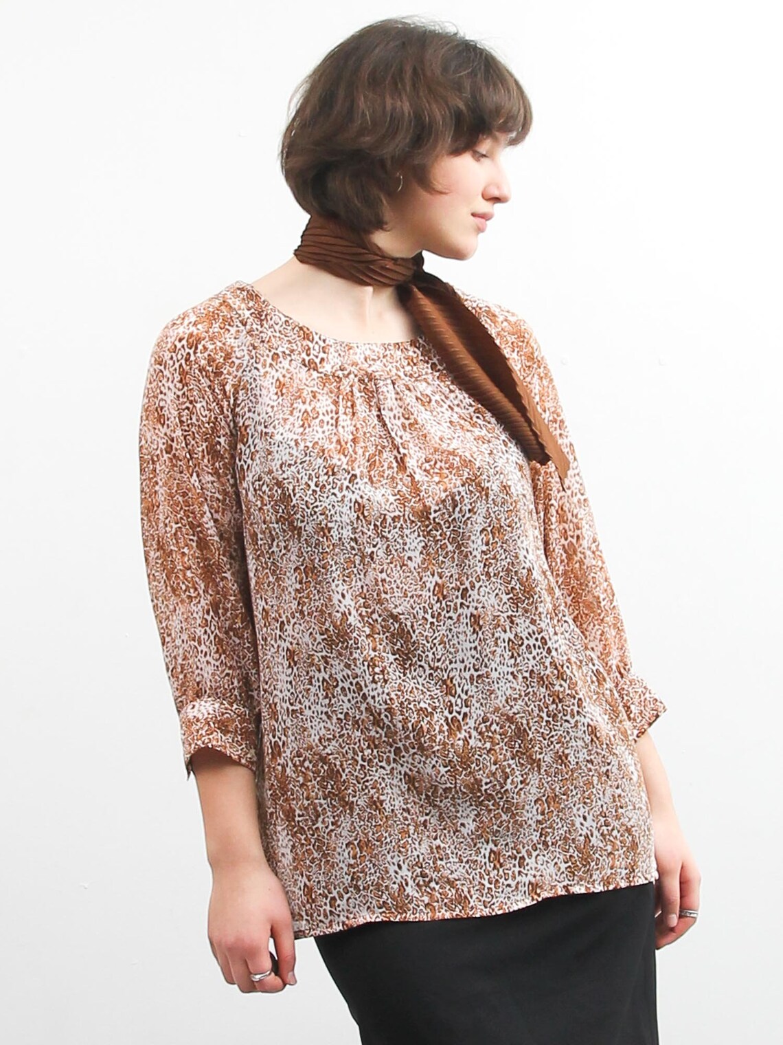 long sleeve abstract top