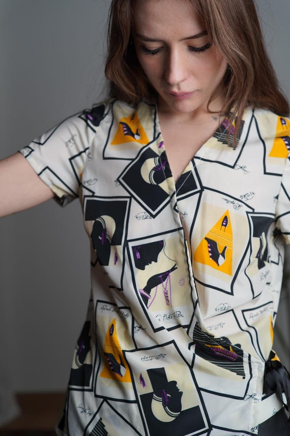 Vintage 90s French Face Print Blouse: Abstract Pa… - image 7