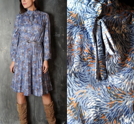 70s Dress / Vintage Pleated Dress / Retro Ribbon … - image 1