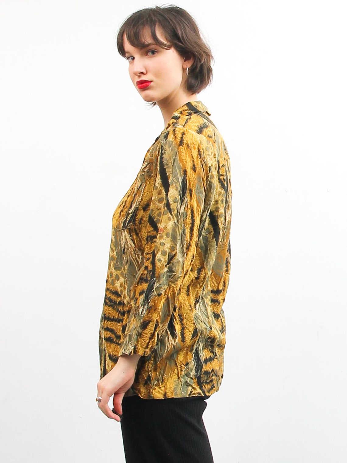 long sleeve abstract top
