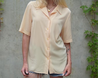 90s Light Peach Button-Up Blouse: Vintage Summer Shirt, Size 40