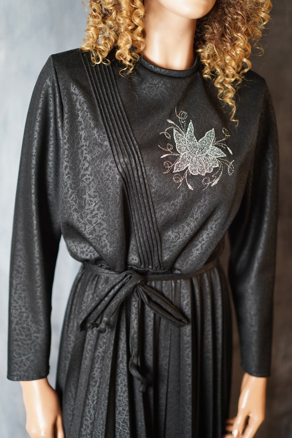 Vintage Black Dress / 90s Black Dress / Dress Wit… - image 2