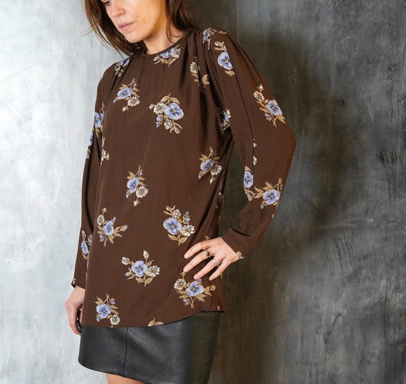 90s Vintage Brown Floral Blouse: French Bohemian Top