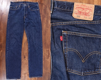 Levis 501 w31 l34 tagliati a vivo / consiglio ad una - Depop