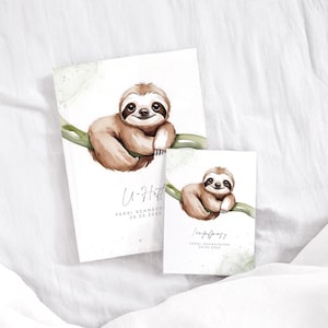 Personalisierte U-Heft und Impfpass Hülle – FERDI – süßes Faultier-Design für Jungen & Mädchen – Schutzhülle mit Name  – Geschenkidee Geburt