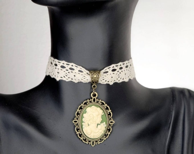 Necklace,choker,lace, lady cameo, ivory and bronze.