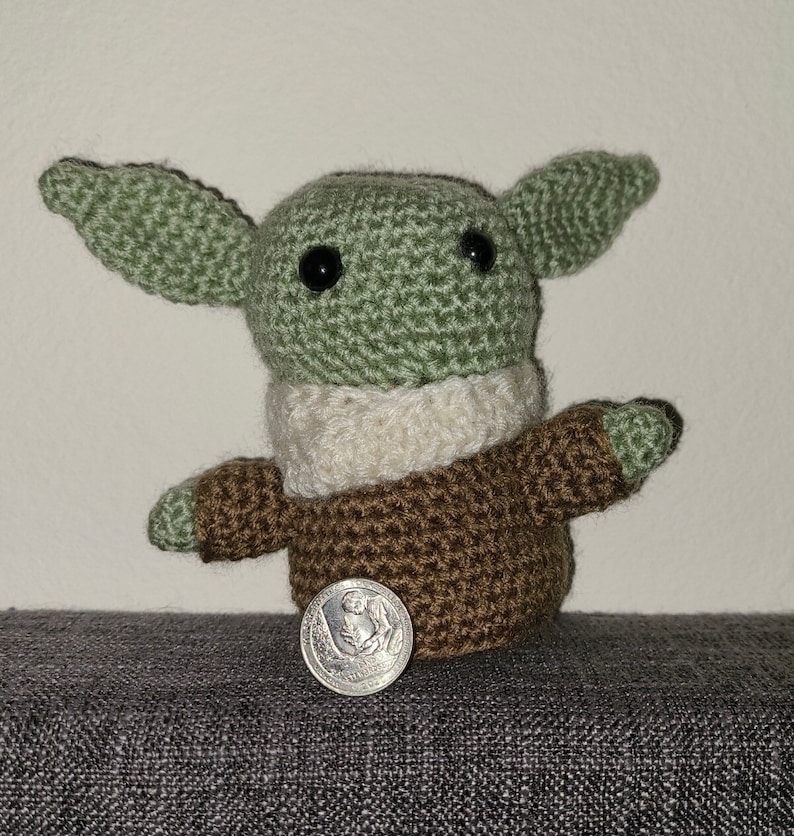 Baby Yoda - Star Wars inspired crochet amigurumi plush image 1