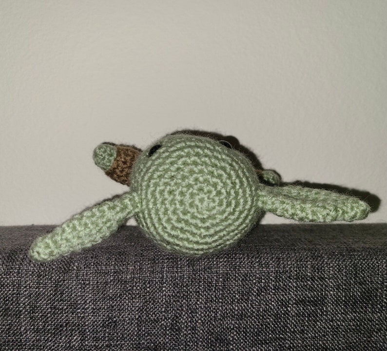 Baby Yoda - Star Wars inspired crochet amigurumi plush image 4