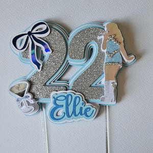 Topper per torta glitterato personalizzato - Design ispirato a Sabrina Carpenter / Età e nome personalizzati / Decorazione per feste di compleanno per bambini o adolescenti