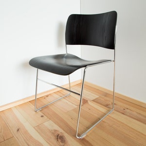 Sedia di design, sedia HOWE 40/4 Design di David Rowland USA, sedia di design, ergonomica minimalista