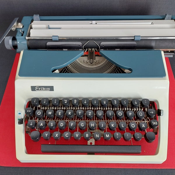 Vintage_Typewriter_Erika_Mod. 41_1960s_TOP condition