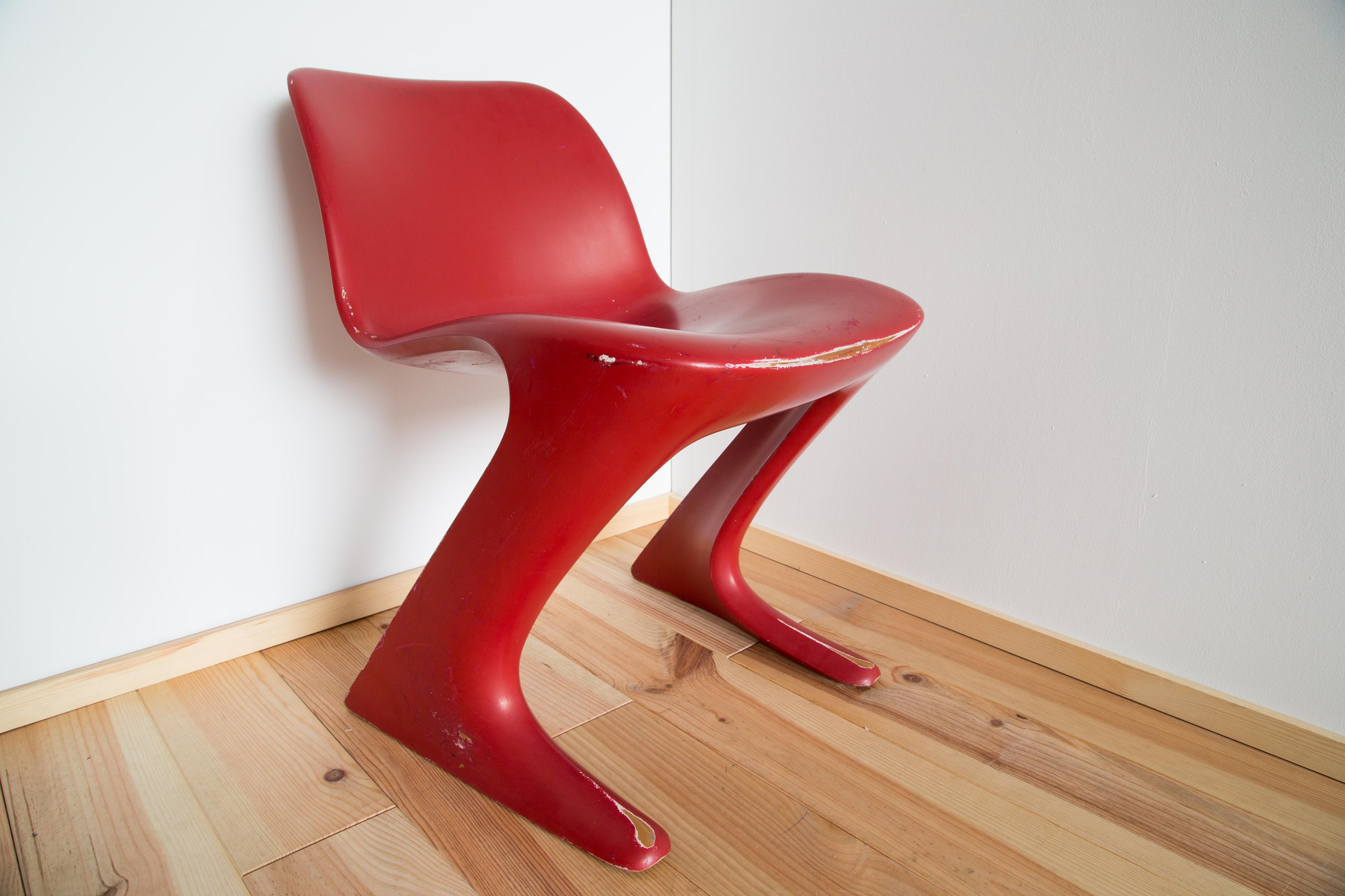 KARE Design ババルーチェスト nk01 現状品 Futuristic Designer Z Chair Vario Pur Kangaroo Squatting Man