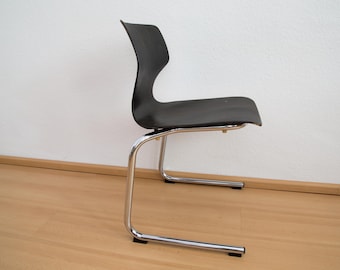 Vintage Chair Minimalistic Cantilever Design by Flötotto // Designer Chair Minimalistic Cantilever Design by Flötotto