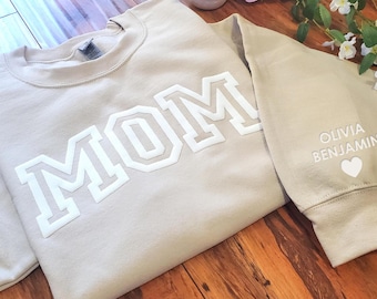 Custom Mom Sweatshirt with Kids Names | Puff Lettering