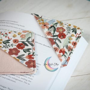 Pink Floral Corner Bookmark: Handmade Cotton Fabric Reader Gift