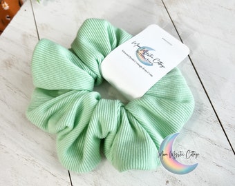 Mint Green Scrunchie, Mint Scrunchie, Jumbo Scrunchies, Handmade Scrunchie, Soft Scrunchie, Hair Accessories, Hair Scrunchies