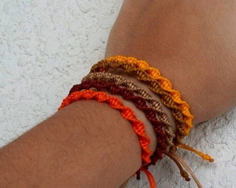 Spiral Macrame Friendship Bracelet: Adjustable Waterproof Nylon