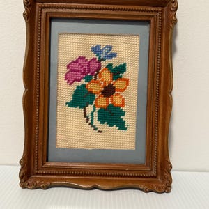 Vintage Floral Embroidery Framed Art| Embroidered Framed Small Art| Hand Carved Wood Frame Vintage Needlepoint Embroidery