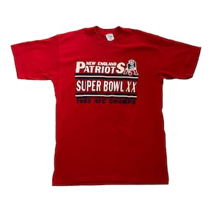 Vintage 1985 Super Bowl New England Patriots Red Shirt Size X-LARGE