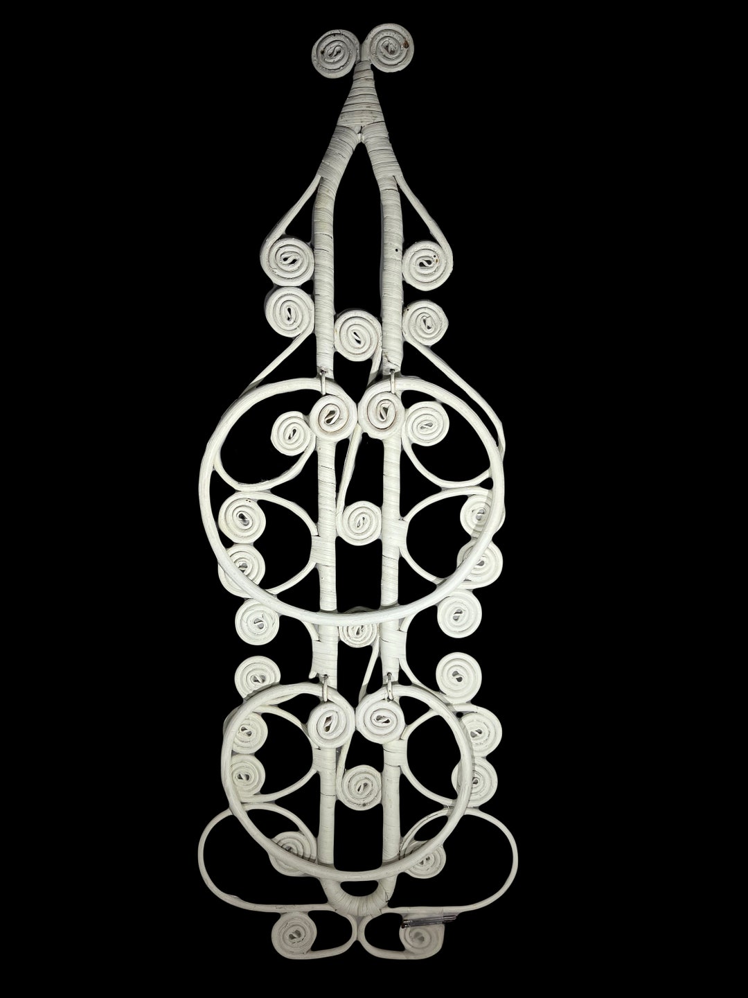 Vintage White Wicker Rattan Towel Holder Etsy