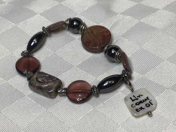 Joli bracelet élastique en billes de pierres, de … - image 1