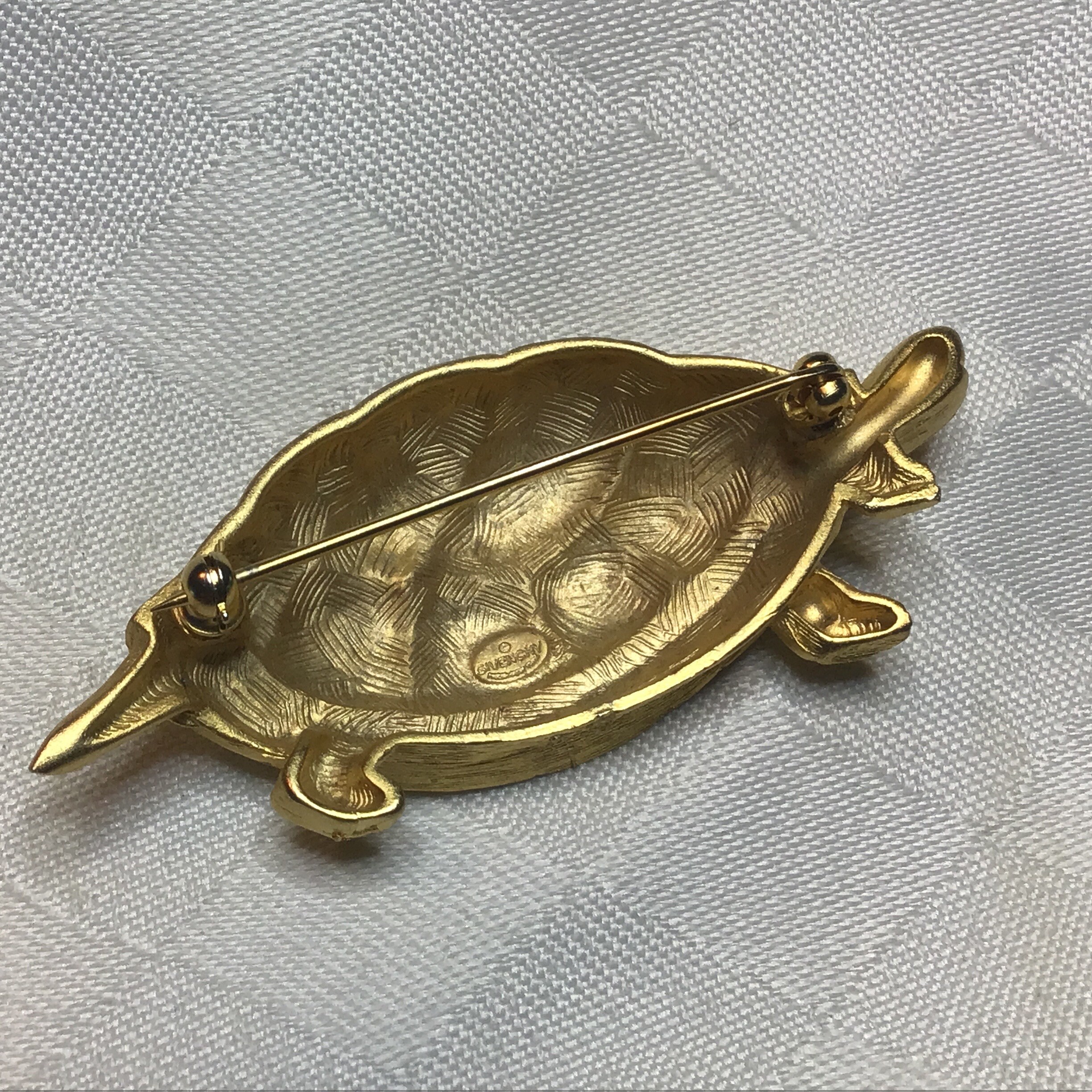 Givenchy, Superb Gold-tone Metal Brooch Depicting a Tortoise With