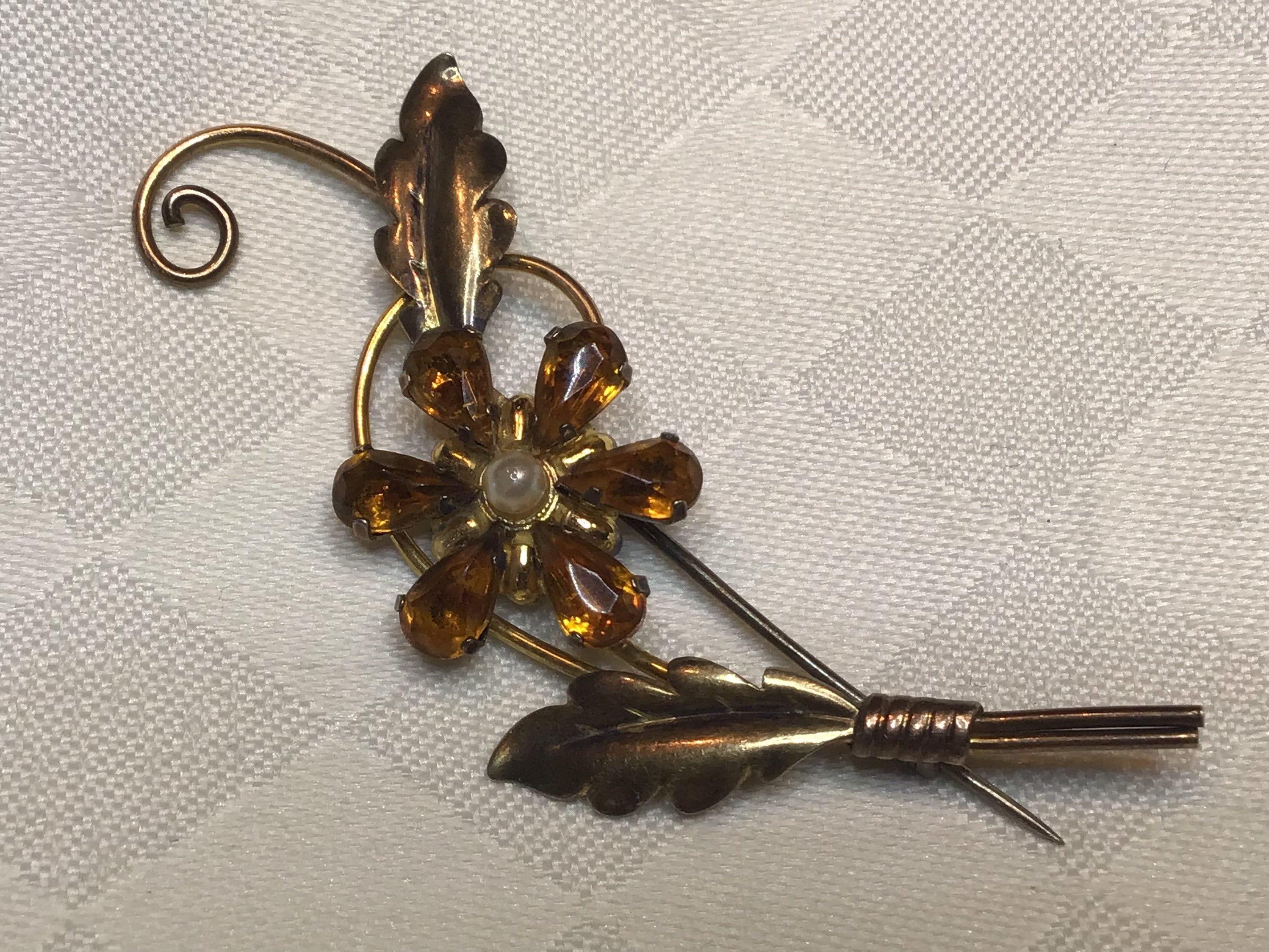 By Van Dell. Very Beautiful Vermeil Brooch Representing a Flower Petals in  the Shape of an Amber Drop 1/20 12K GF. - Etsy