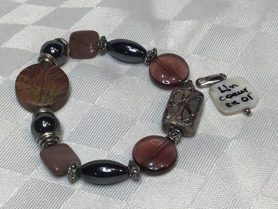 Joli bracelet élastique en billes de pierres, de … - image 5
