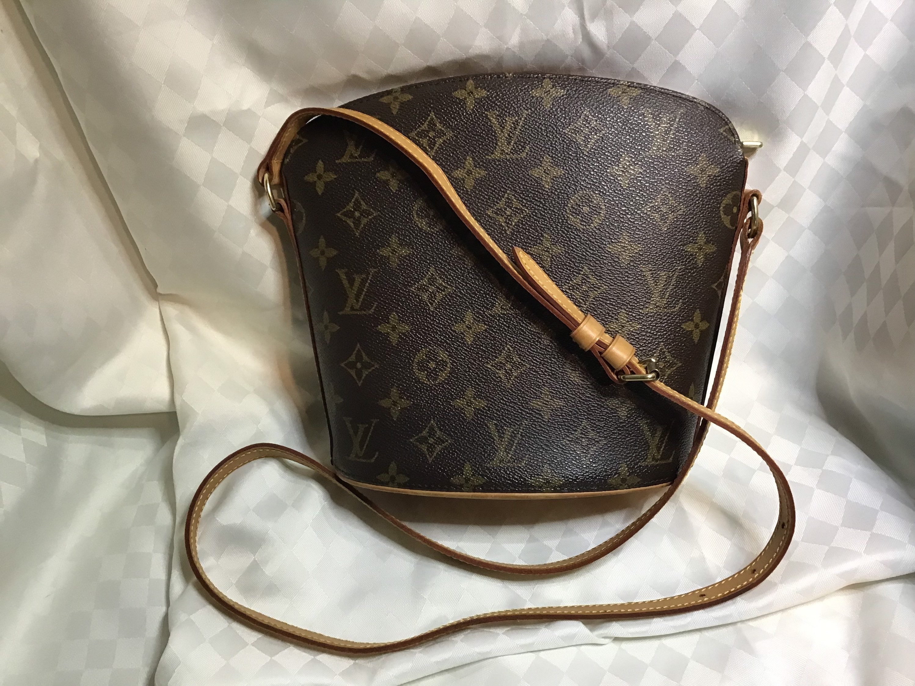 Authentic Louis Vuitton Vintage Drouot Bag With Shoulder Strap