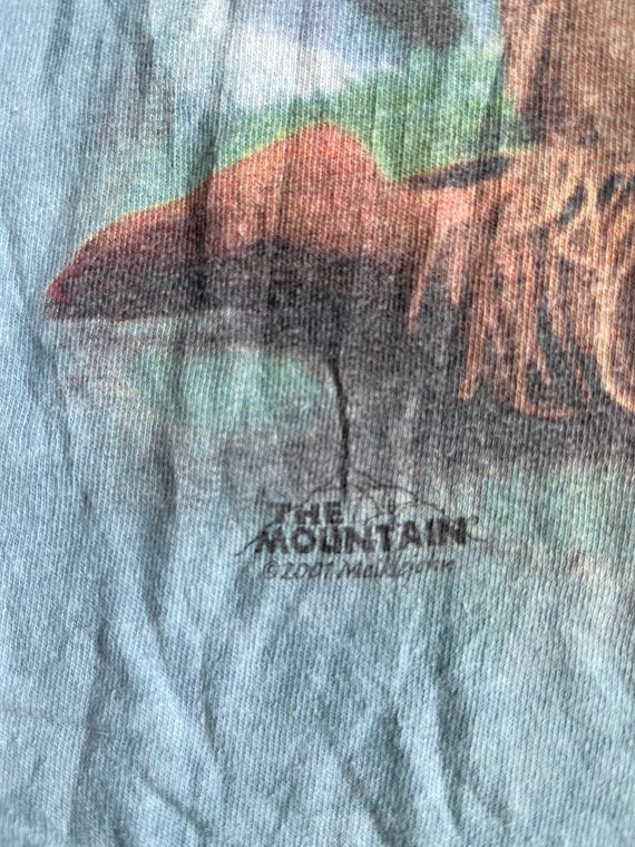 2001 Vintage The Mountain Graphic Art Blue T-Shir… - image 4