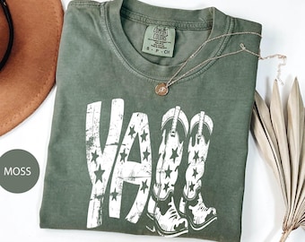 Comfort Colors Y’all Shirt for Women – Western Graphic Tee with Cowboy Boots and Stars – Southern Country Aesthetic Cowgirl T-Shirt