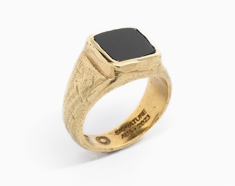 Augustus Onyx | Ouro