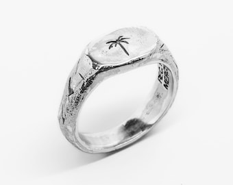 Palm Tree Signet Ring Sterling Silver – Handcrafted Jewelry, Unisex Boho Statement Band, Engraved Silver Ring for Him & Her
