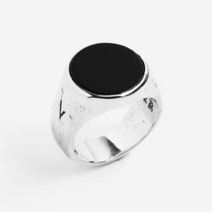 Black Onyx Signet Ring Sterling Silver – Handcrafted Unisex Statement Ring, Bold Modern Jewelry, Minimalist Silver Band for Him & Her