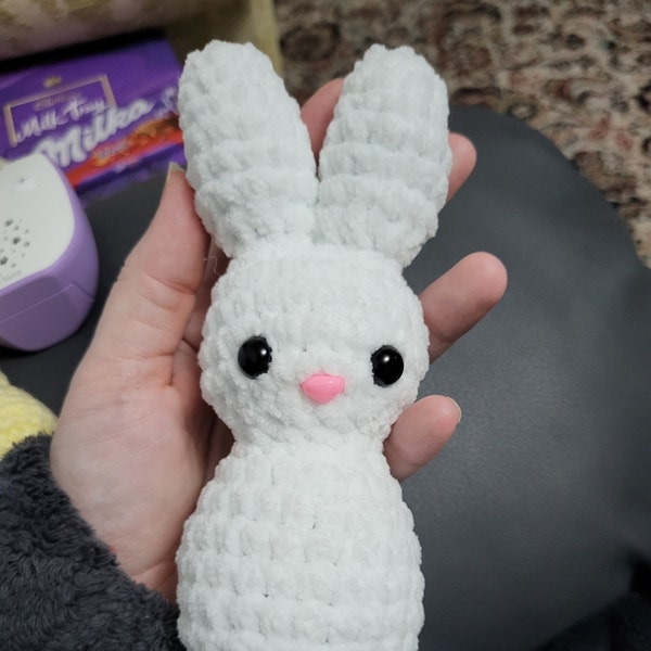 No-Sew-Bunny Easter Bunny Crochet pattern amigurumi peep peeps