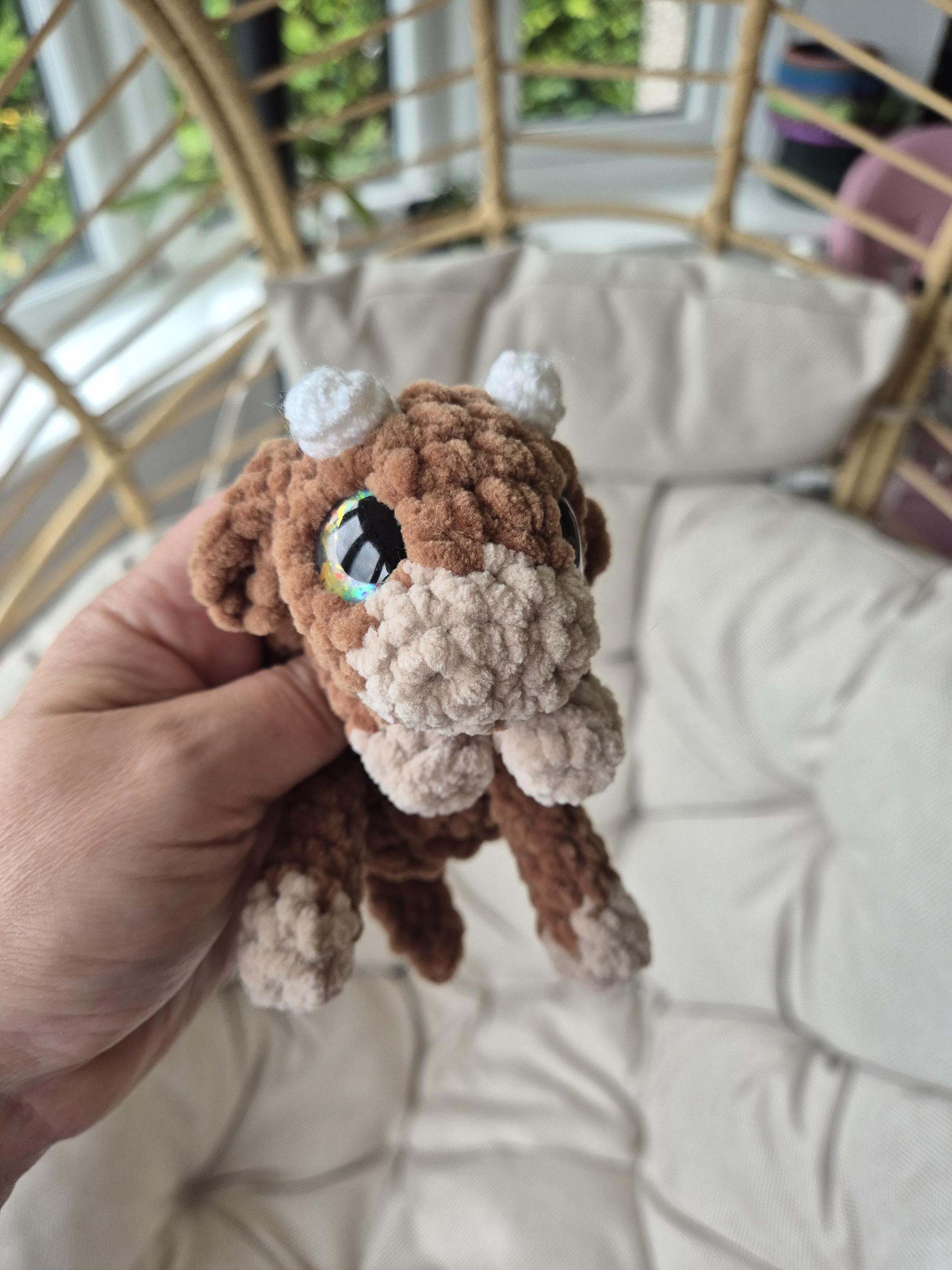 Mini Moos The Palm Sized Snugglers crochet pattern amigurumi digital download cows jersey highland holstein friesian - Thumbnail 2