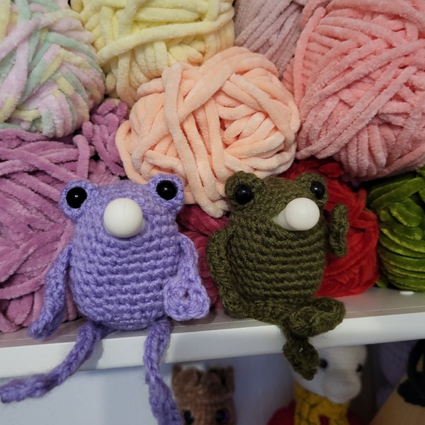 Bubble Frog Crochet pattern PDF amigurumi froggy plush bubble blower squeeze bubble