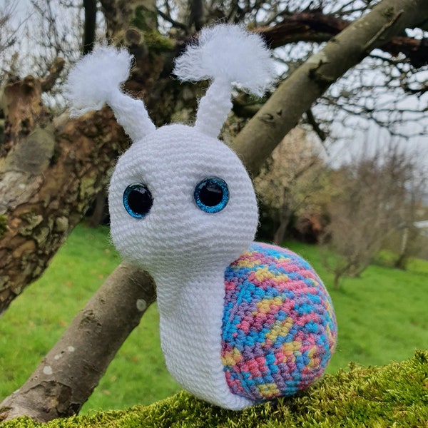 Jemima the Giant Snail Crochet Pattern PDF - Free mini snail pattern for a limited time only