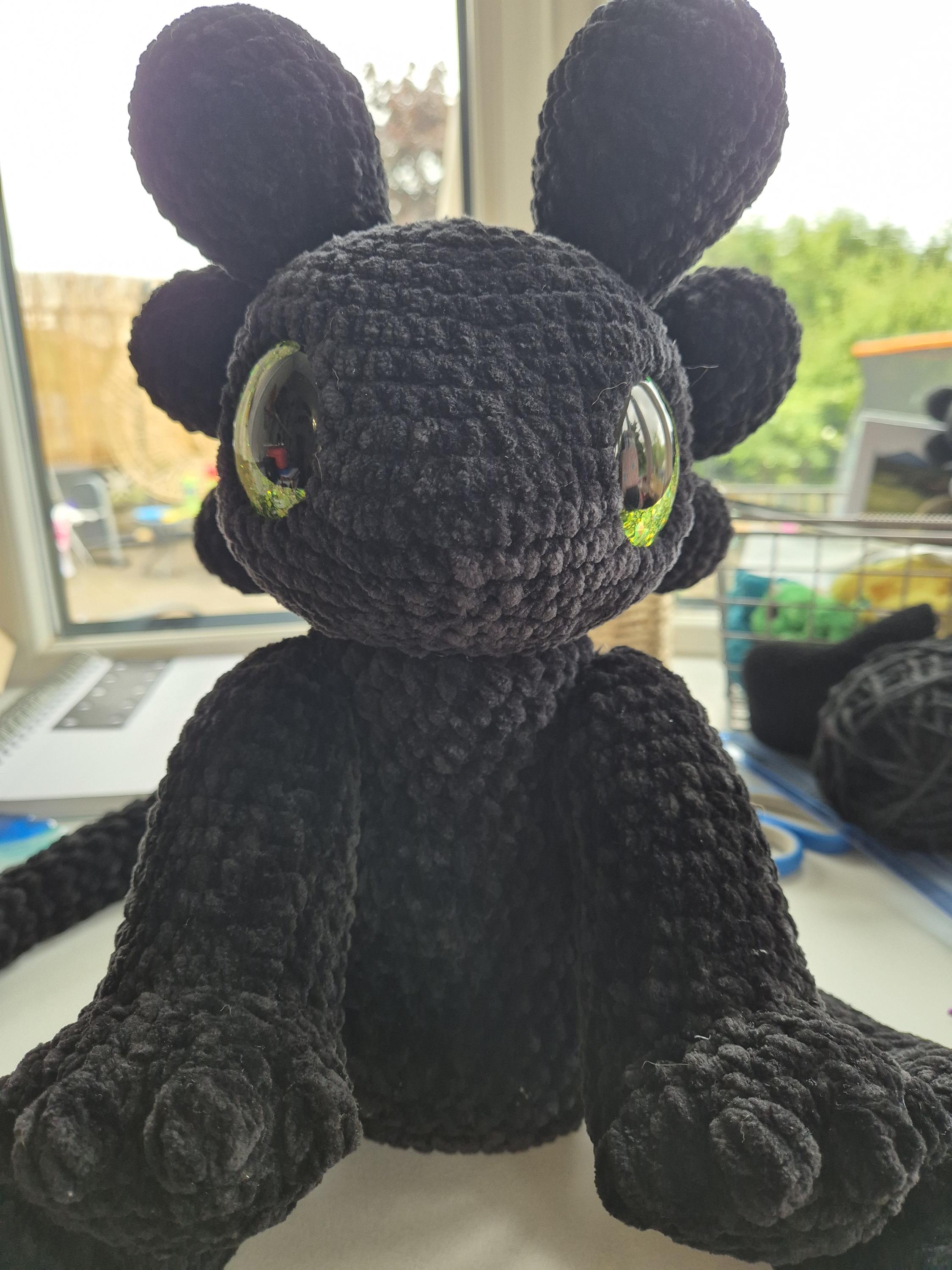 AxoGon crochet pattern amigurumi black axolotl dragon - Thumbnail 2
