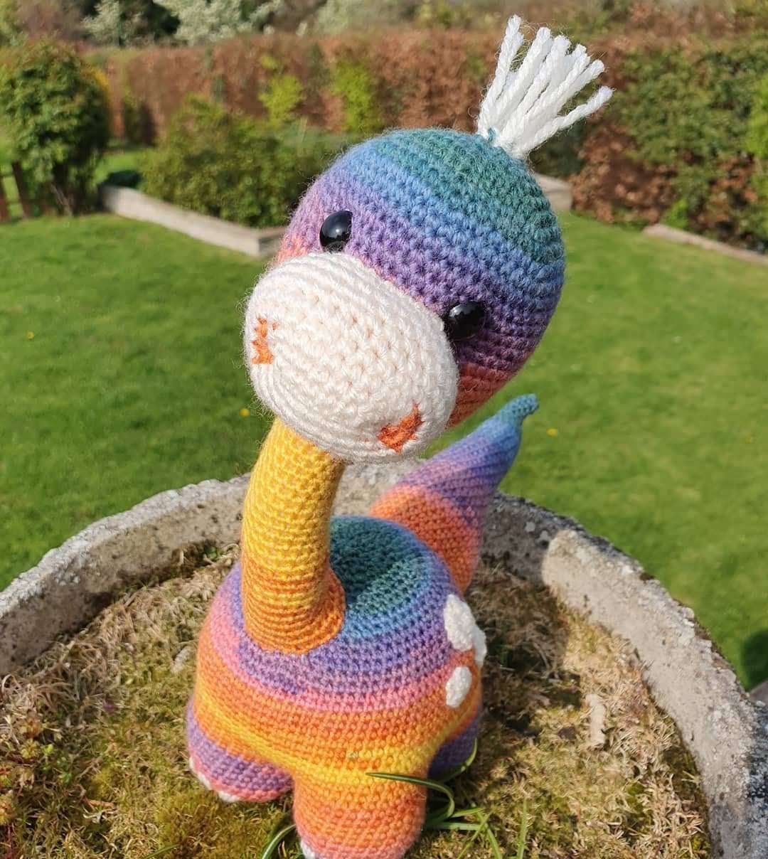 Cookie the Apatosaurus dinosaur crochet pattern - Thumbnail 7
