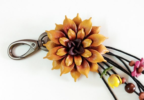 Genuine Leather Flower Keyring yellow Women Hook Handcraft Bag Purse Handbag Zipper Charm Accessories Floral Hook Real Leather Purse Charm