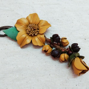 Keychain Genuine Leather Flower Yellow Keyring Charm Purse Handbag Beautiful, Handbag Zipper Charm Accessories