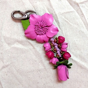 Keychain Genuine Leather Flower Pink lotus petals Keyring Charm Purse Handbag Beautiful, Handbag Zipper Charm Accessories