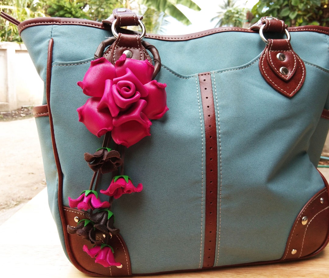 Handmade woven pink gold chain floral strap bag 🌺 main image 1