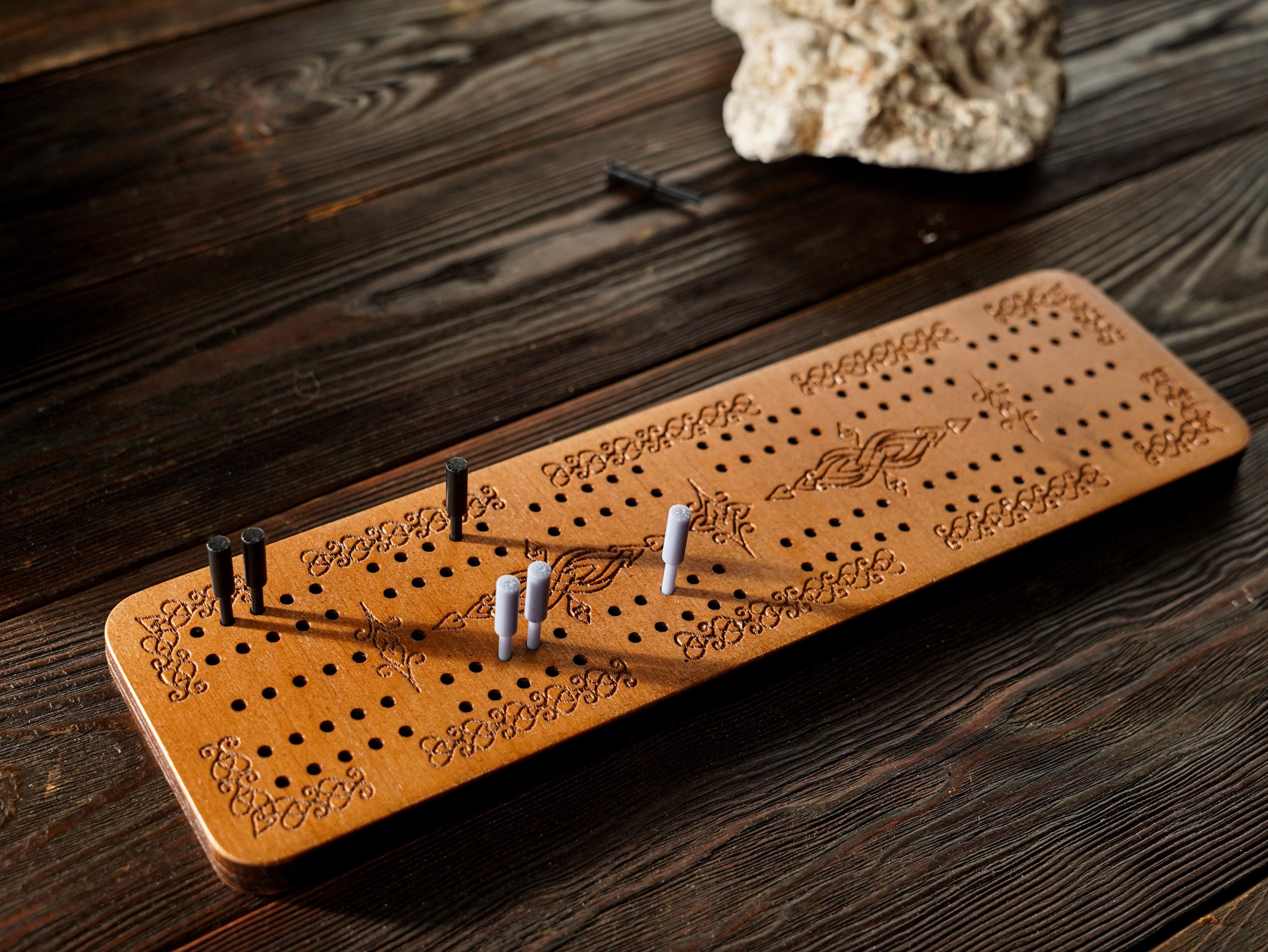Cribbage board game, cribbage board, travel cribbage, board game, traditional board game,  two-player strategy game, ancient board game