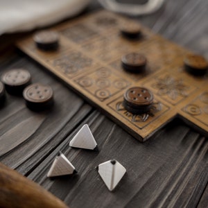 The Royal Game of Ur, Game of Twenty Squares, two-player strategy race board game, mesopotamia board game, ancient board game